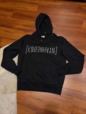 !Solid Black Copenhagen Graphic Hoodie Sz M